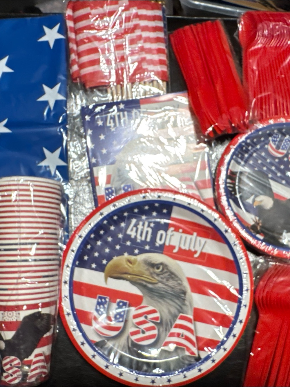 4th of July Eagle Paper Plates & Red Tableware Set